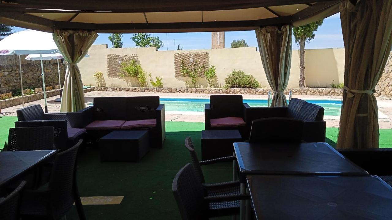 Orion Apartment Torrejon el Rubio Exterior photo